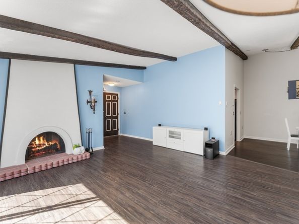12 Royal Lake Dr 8, Braintree MA 02184