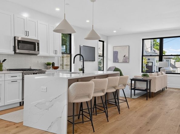 24 Spring Hill Terrace A, Somerville MA 02143