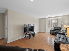 120 Wyllis Ave 315, Everett MA 02149