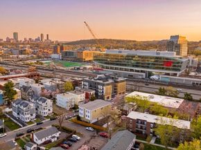 17 South Waverly St 17, Boston MA 02135