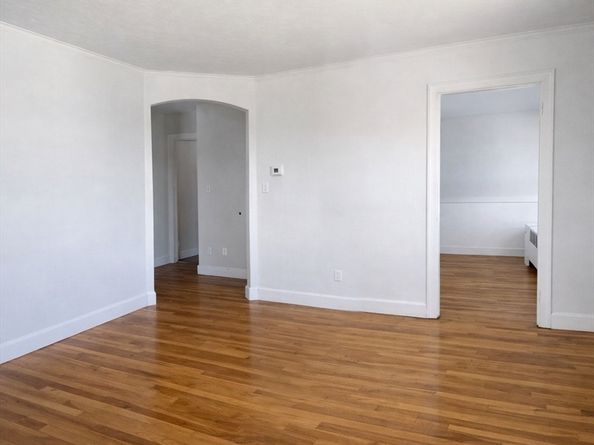 31 Chestnut St 6, Worcester MA 01609
