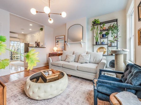 39 Story St 3, Boston MA 02127