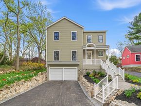 16 Hillside Park, Melrose MA 02176