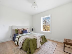 16 Hillside Park, Melrose MA 02176