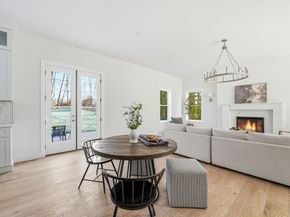 16 Hillside Park, Melrose MA 02176
