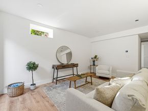 16 Hillside Park, Melrose MA 02176