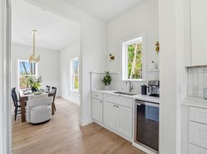 16 Hillside Park, Melrose MA 02176