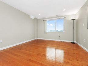 8 Ninth 707, Medford MA 02155