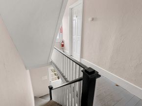 45 Laurel St, Leominster MA 01453