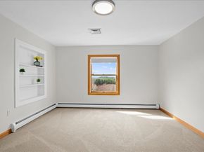 173 Central St, Boylston MA 01505