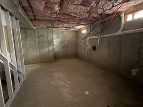 7 Parkway St, Boston MA 02124