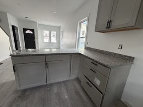 7 Parkway St, Boston MA 02124