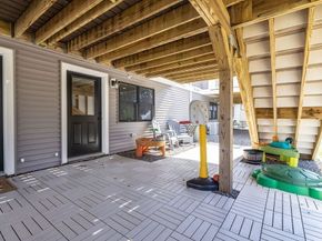 26 Southfield Ln 26, Sherborn MA 01770