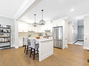 26 Southfield Ln 26, Sherborn MA 01770