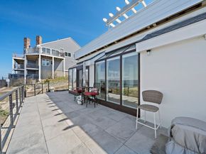 25 Oceanside Drive 25, Hull MA 02045