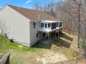 156 Hillside Village Dr 156, West Boylston MA 01583