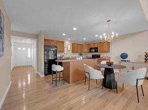 156 Hillside Village Dr 156, West Boylston MA 01583