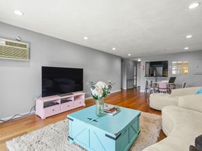 32 Whites Ave E441, Watertown MA 02472