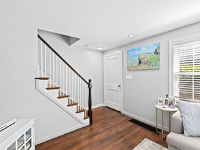 33 Bishop Rd 33, Quincy MA 02170