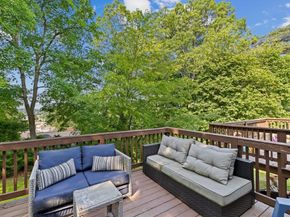33 Bishop Rd 33, Quincy MA 02170