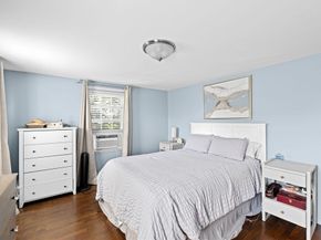 33 Bishop Rd 33, Quincy MA 02170