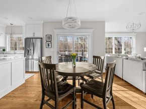 8 Leeds Way, Southborough MA 01772