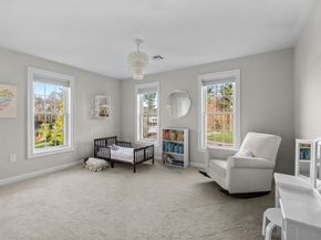 8 Leeds Way, Southborough MA 01772