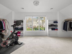 8 Leeds Way, Southborough MA 01772