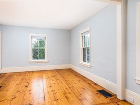 53 Sewall St, Marblehead MA 01945