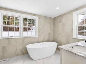 445 Salem St, North Andover MA 01845