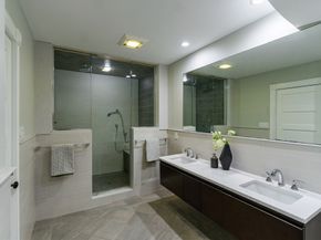 83 Farragut Rd 1, Boston MA 02127