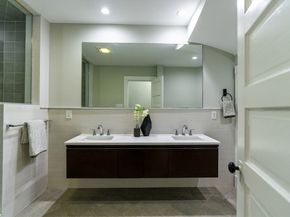 83 Farragut Rd 1, Boston MA 02127