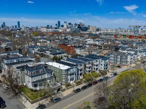 83 Farragut Rd 1, Boston MA 02127