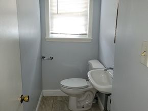 33 Clark A, Randolph MA 02368