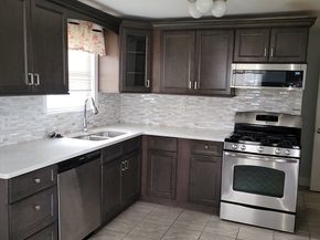 33 Clark A, Randolph MA 02368
