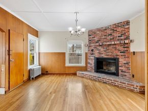 105 Centennial Ave, Gloucester MA 01930