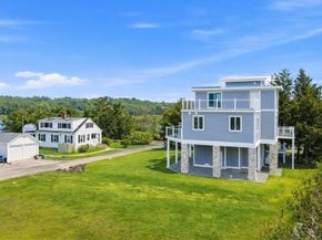1 Starboard Way, Mattapoisett MA 02739