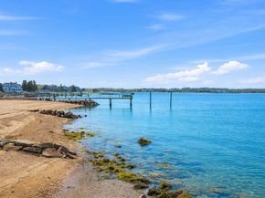 1 Starboard Way, Mattapoisett MA 02739