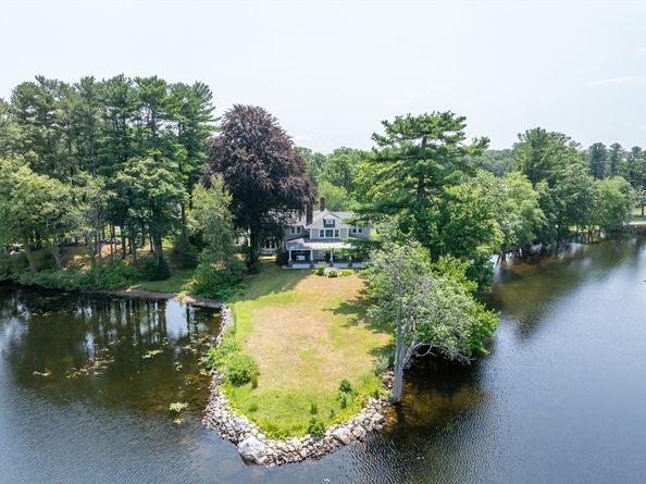 15 Geneva Rd, Andover MA 01810