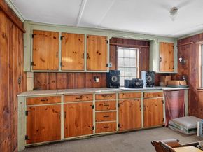 19 Ash St, Marlborough MA 01752