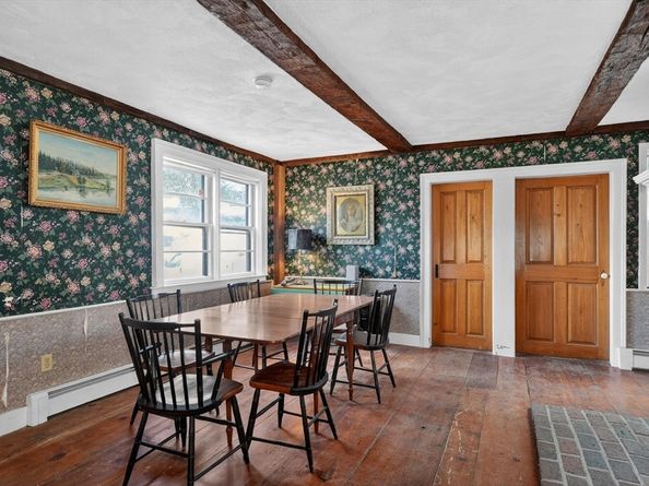 19 Ash St, Marlborough MA 01752