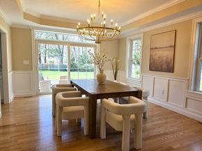 18 Robinson Road, Lexington MA 02420