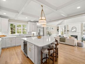 18 Robinson Road, Lexington MA 02420