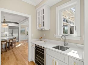 18 Robinson Road, Lexington MA 02420