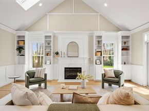 18 Robinson Road, Lexington MA 02420