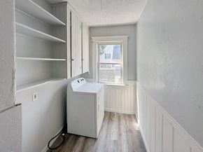 21 Falmouth St, Worcester MA 01607