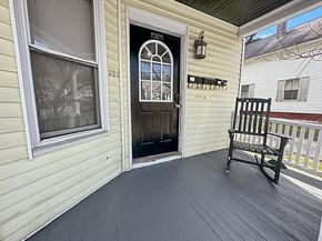 21 Falmouth St, Worcester MA 01607