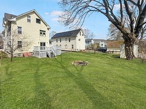 21 Falmouth St, Worcester MA 01607