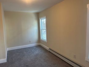 19 Pine St, Athol MA 01331