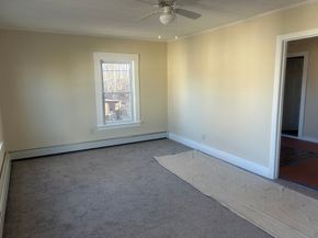 19 Pine St, Athol MA 01331